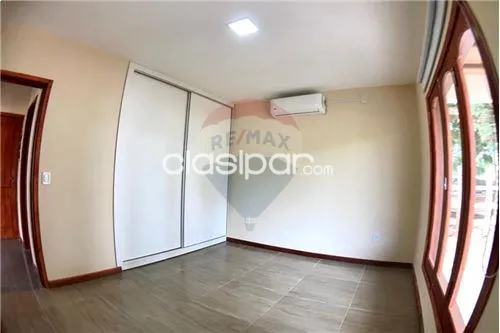CHALET A ESTRENAR CON DESCUENTO INTERESANTE EN MARAMBURE LUQUE — foto 2