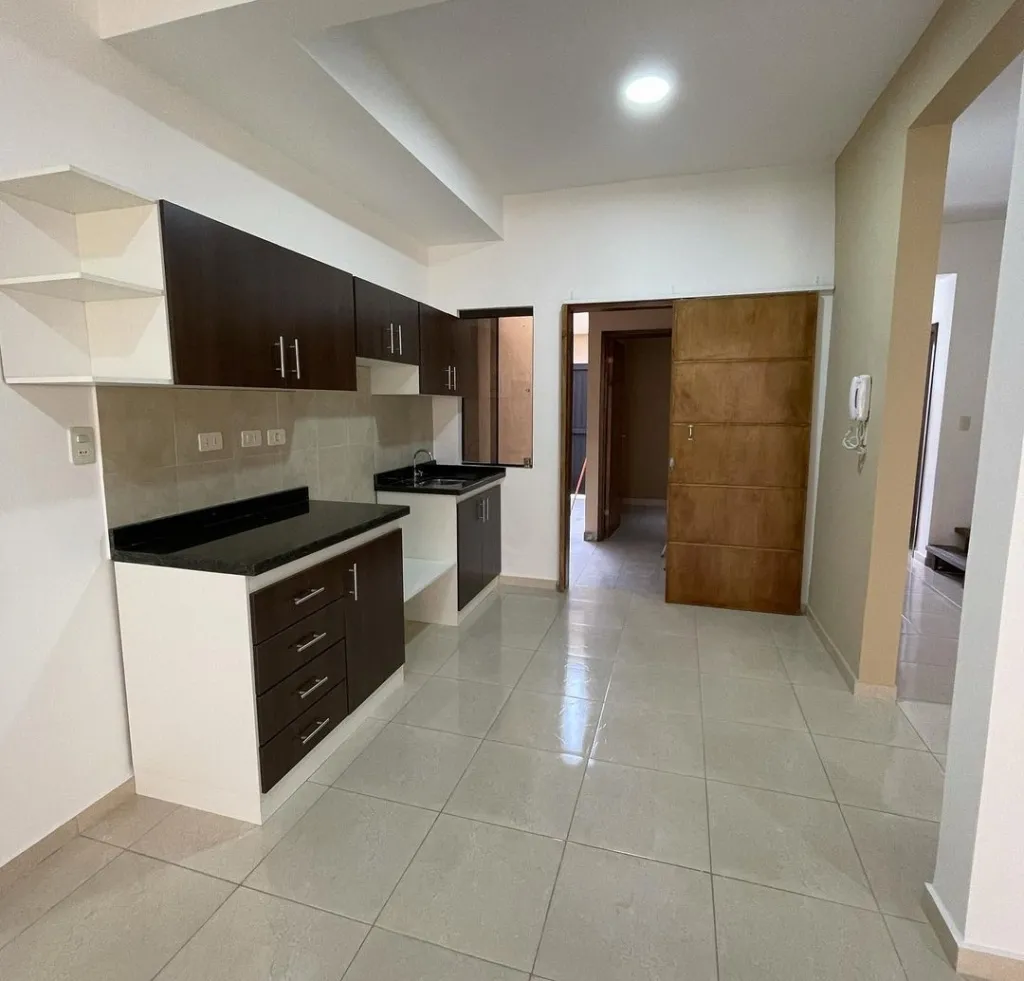 ALQUILO O VENDO DUPLEX EN MARIANO ROQUE ALONSO. BARRIO CONCORDIA — foto 2