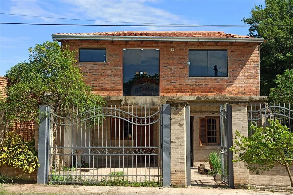 CASA NUEVA CONSTRUCCION A UNA CUADRA DE MCAL LOPEZ — foto 3