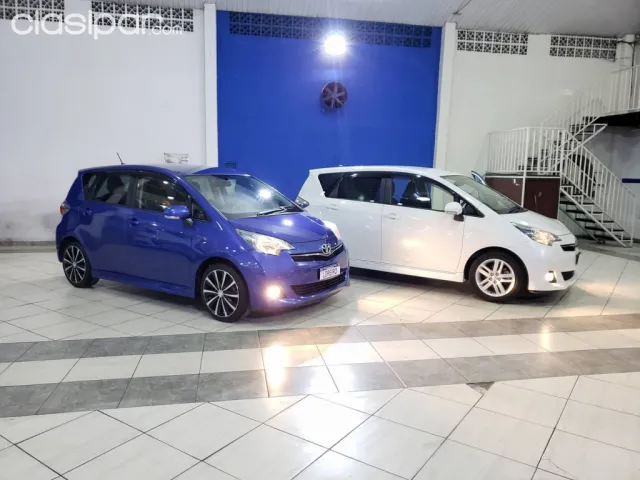 Toyota Ractis 2010 — foto 3
