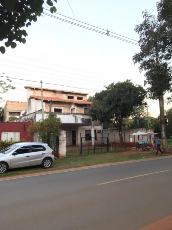 VENO AMPLIA CASA A TERMINAR EN LUQUE — foto 2