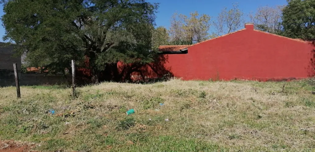 VENDO TERRENO EN LUQUE BARRIO LOMA MERLO COD 3864 — foto 2