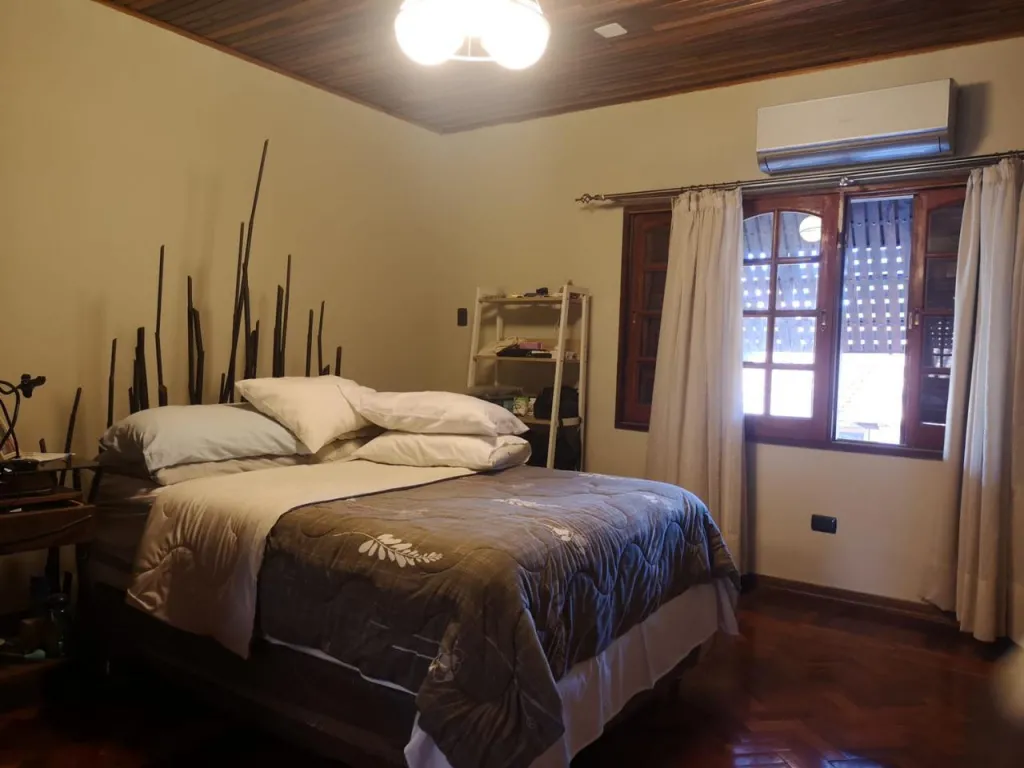 Vendo Casa en Asunción Barrio Las Mercedes — foto 3