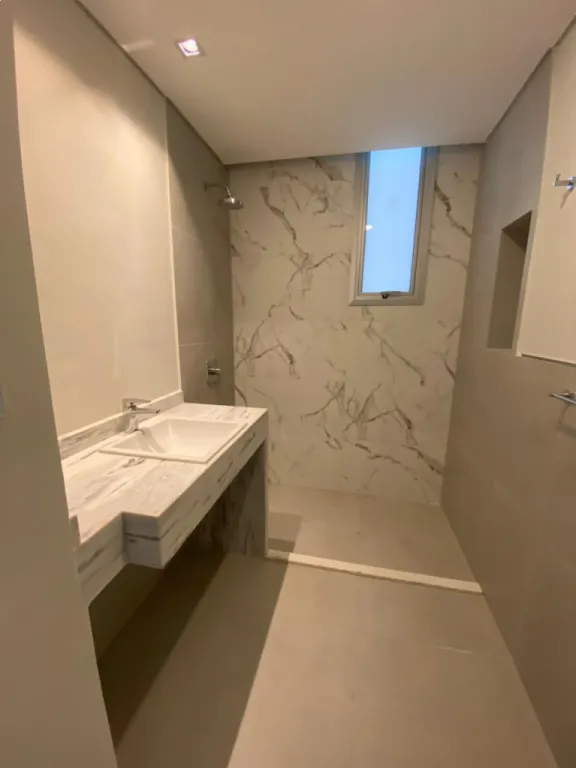 En venta departamentos a estrenar ubicados sobre la avda Santísima Trinidad — foto 3