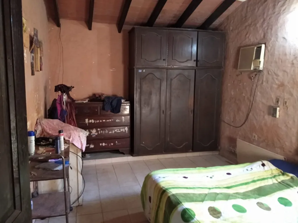 Vendo casa en Lambaré a 2 cuadras de Bruno Guggiari!! — foto 3