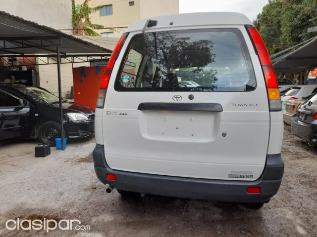 Toyota Noah 2004 — foto 6