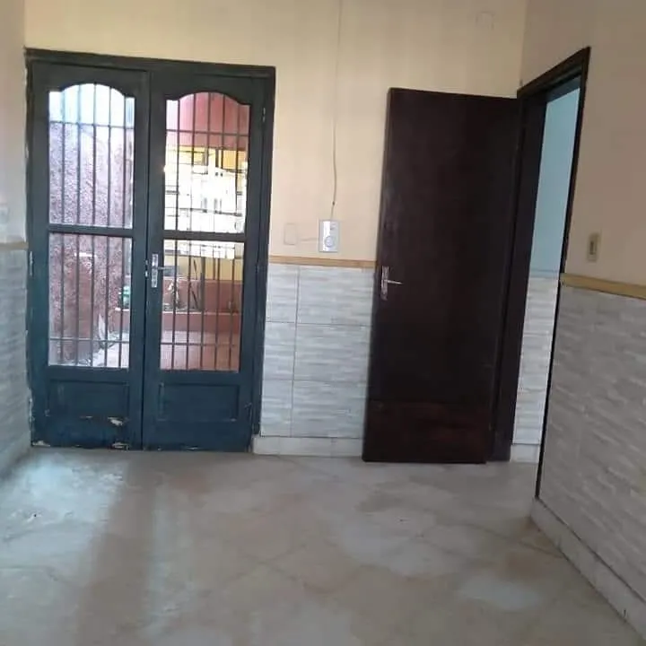 VENDO HERMOSA CASA EN MARIANO ROQUE ALONSO. ZONA DE FABRICA UPISA — foto 2
