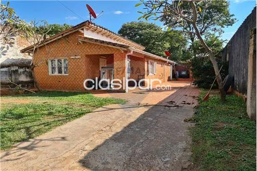 EN VENTA CASA A REF O DEMOLER EN LOS LAURELES — foto 3