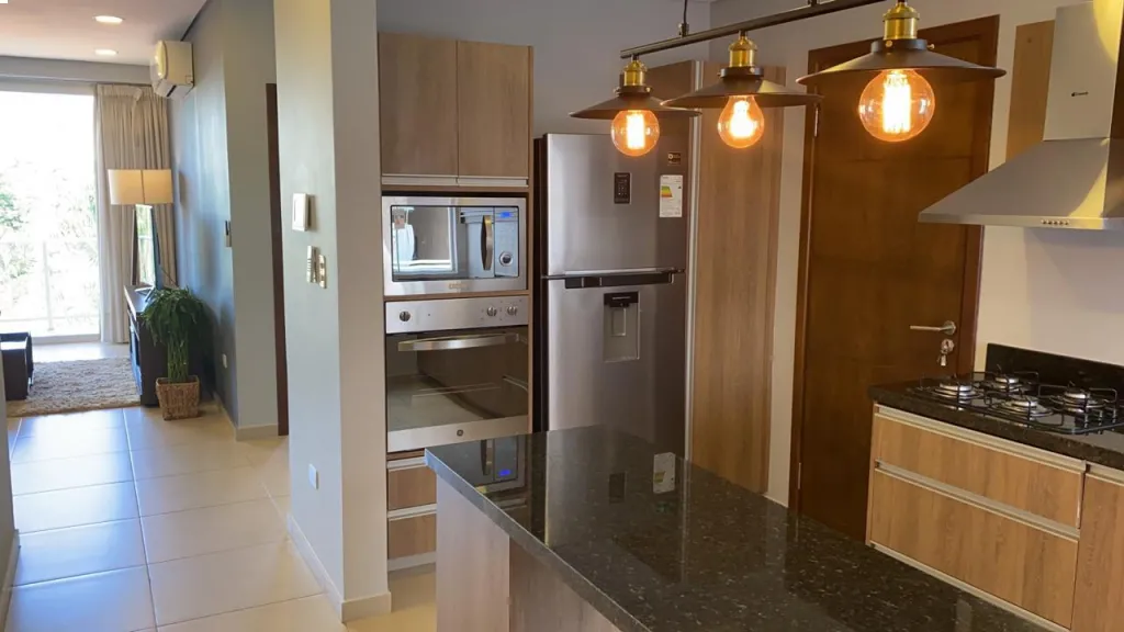 Vendo departamento totalmente amoblado zona Villa Morra — foto 2