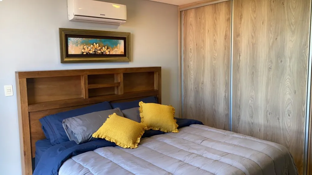 Vendo departamento totalmente amoblado zona Villa Morra — foto 3