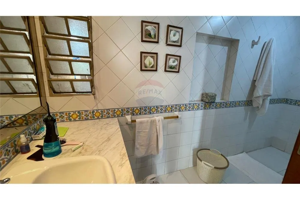 Vendo hermosa y amplia residencia en Asunción - 780.000 USD. — foto 2
