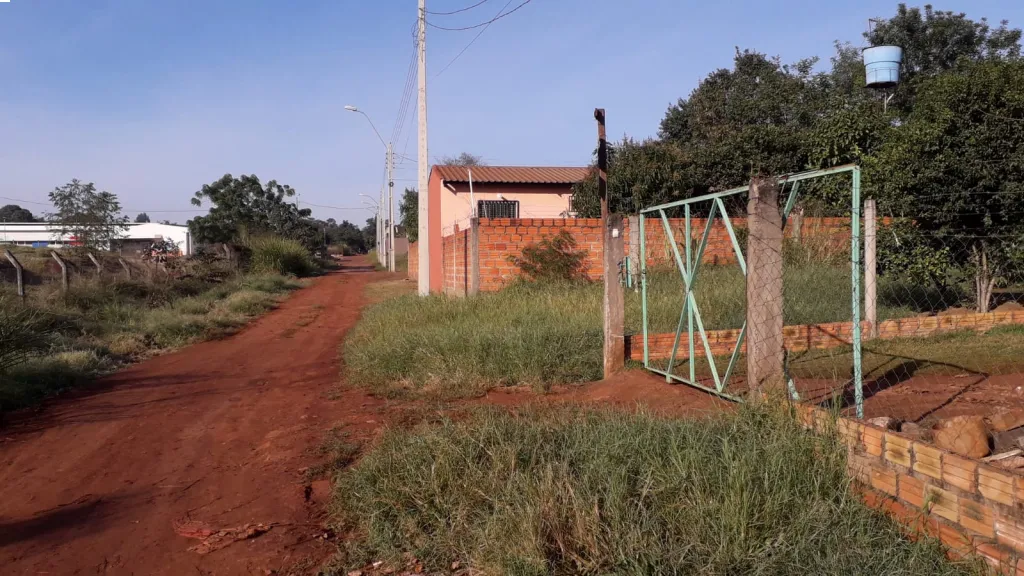 Vendo hermoso terreno con casa a metros del Palacio de Justicia del km 8 Monday — foto 3