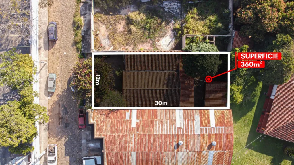 En Venta Terreno con casa a Demoler – Zona Plaza Moiety ⠀⠀⠀⠀⠀⠀⠀⠀⠀ — foto 2