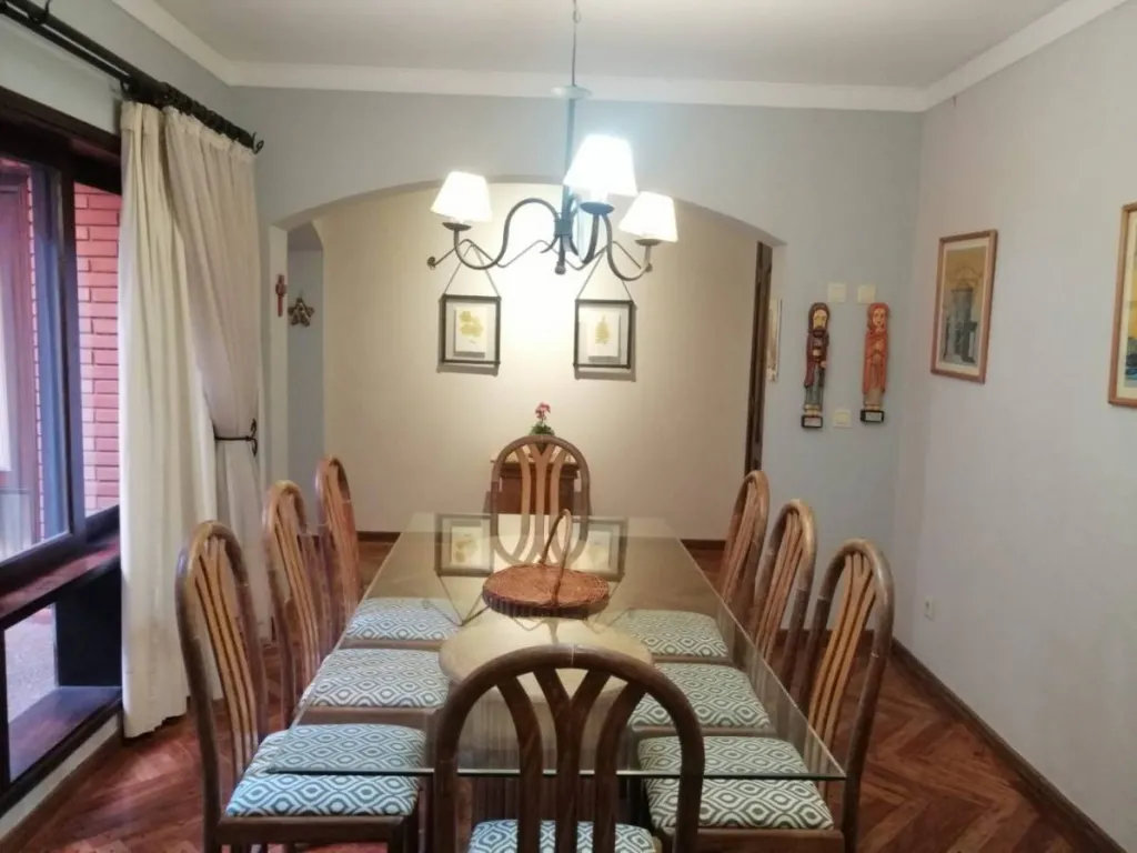 DEPARTAMENTO AMOBLADO CON 2 DORMITORIOS EN SUIT. — foto 2
