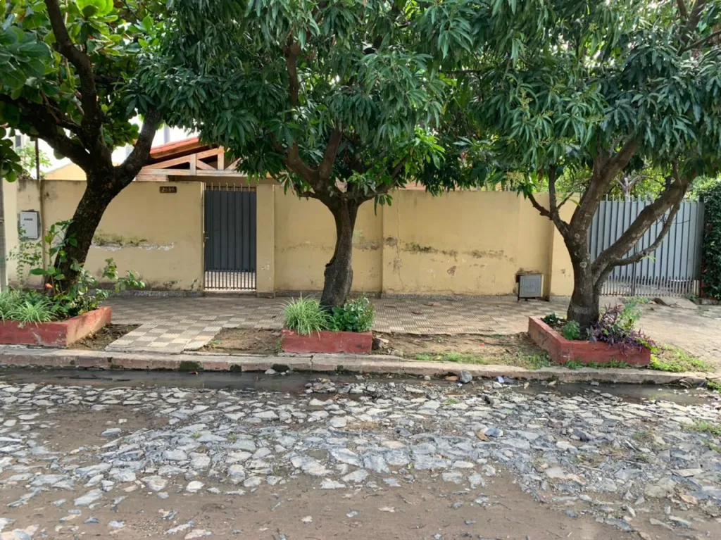 ❗Vendo chalet de 3 habitaciones en barrio san jorge Ykua Sati - (zona iglesia betel) — foto 3