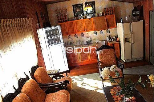 CASA EN LAMBARE — foto 2