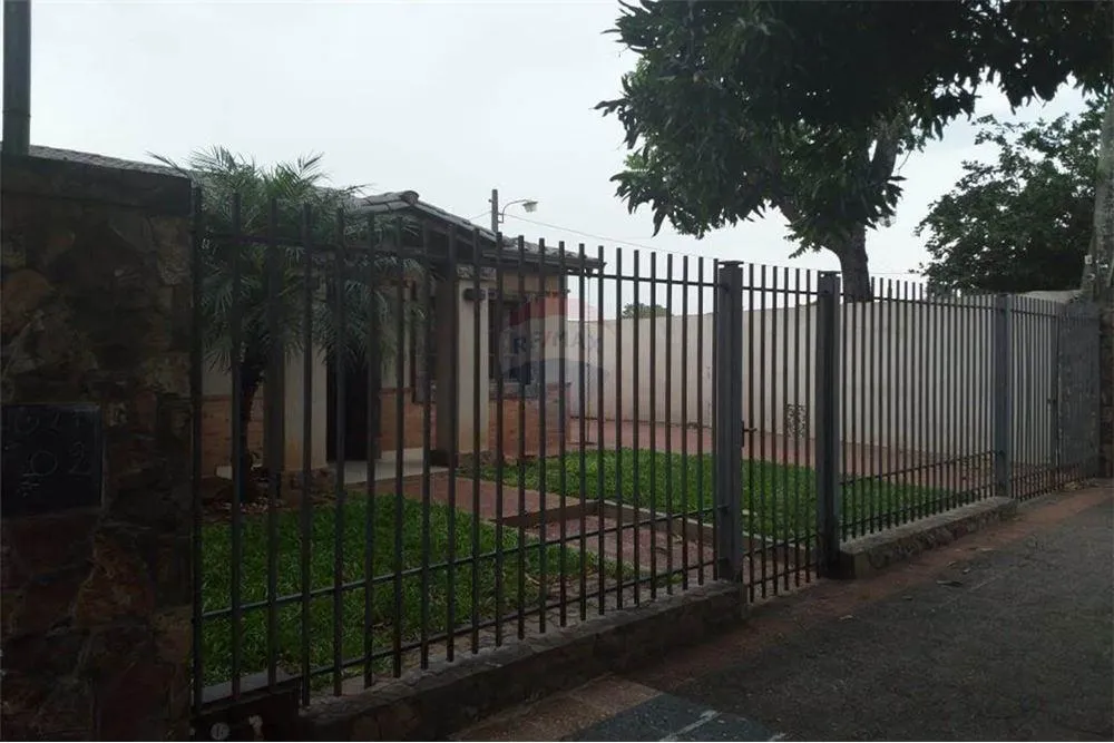 VENDO RESIDENCIA EN BARRIO SANTA ANA — foto 3