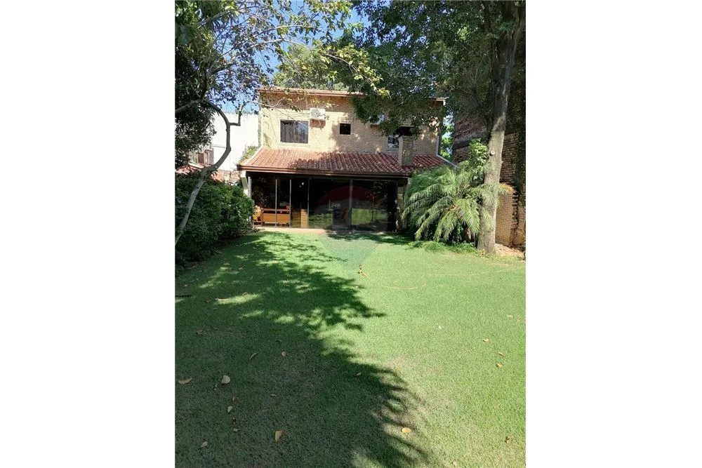 Hermosa residencia en Barrio Sajonia 230,000 USD — foto 2