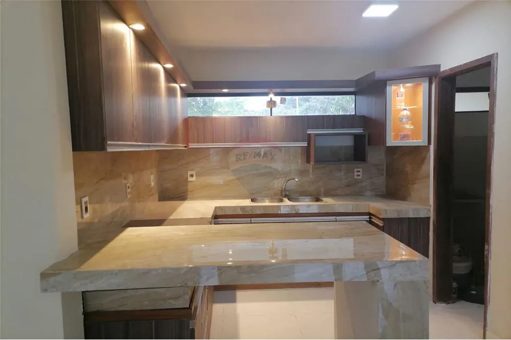 Hermoso triplex en la ciudad de Mariano Roque Alonso con vista al aeropuerto internacional — foto 3