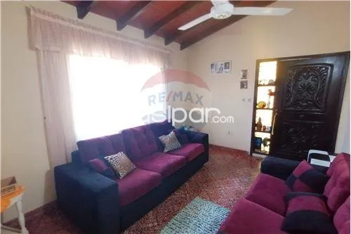 En venta Casa de Fin de Semana en una zona residencial de San Lorenzo - 880.000.000 Gs. — foto 3