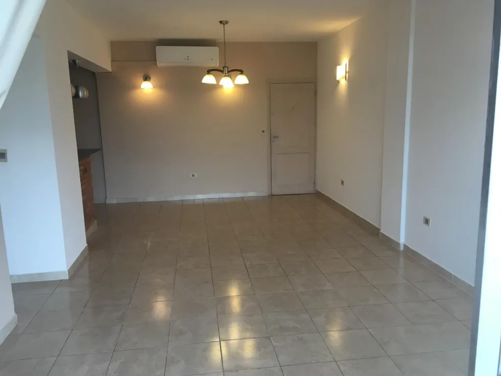 VENDO HERMOSO DEPARTAMENTO DE DOS DORMITORIOS. ZONA COLEGIO SAN JOSE — foto 2