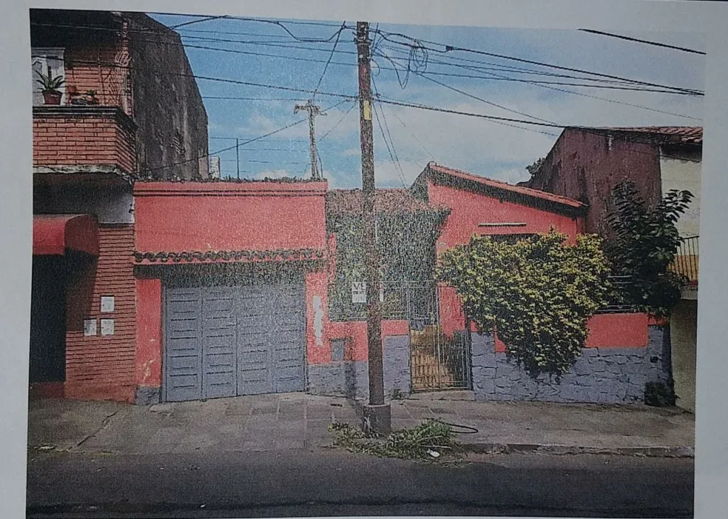 Vendo casa inmejorable ubicación, zona mercado 4 sobre avenida R. De Francia — foto 2