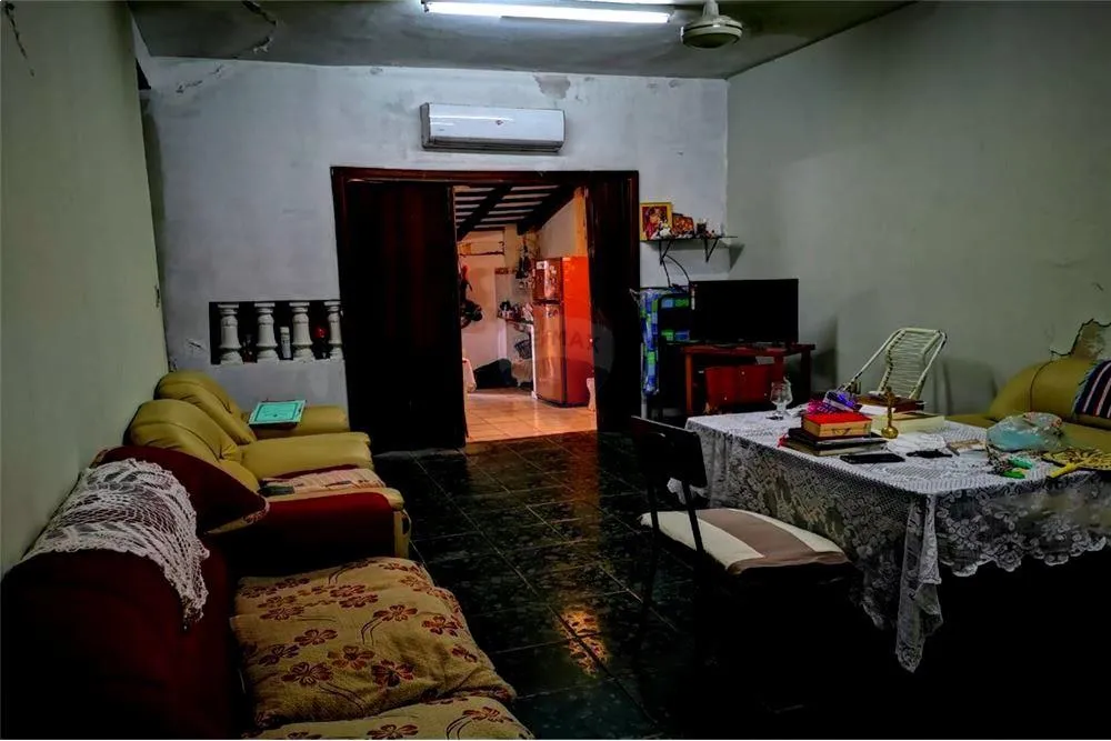 CASA EN EL CENTRO DE LAMBARÉ — foto 3