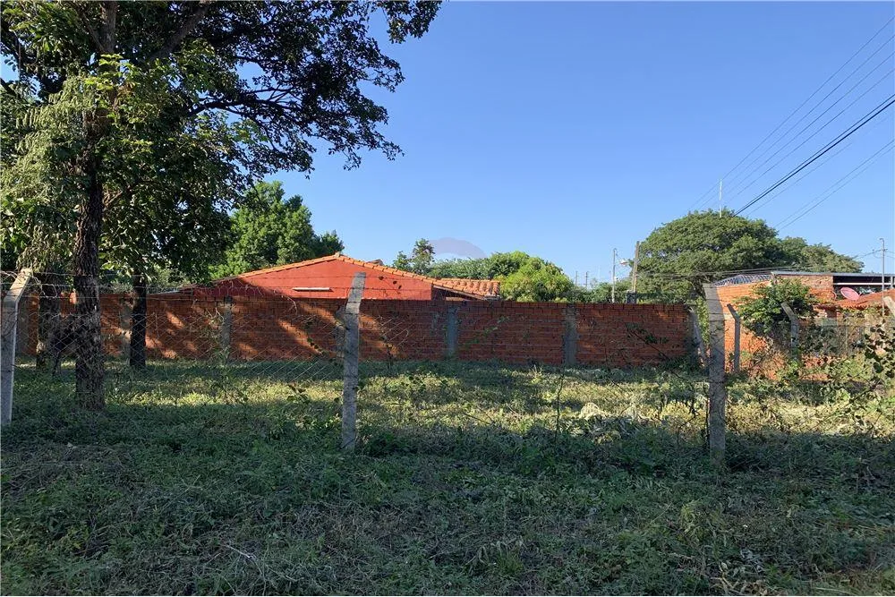 Esquina en Isla Bogado Luque — foto 2