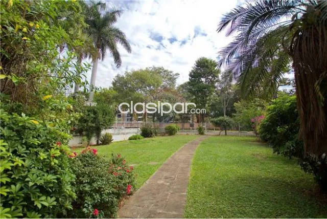 Casa con hermosa ubicación — foto 2