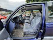 VENDO HERMOSA CAMIONETA HILUX SURF AÑO 96 MOTOR 3.0CC DIESEL BOMBA SENCILLA CAJA AUTOMÁT