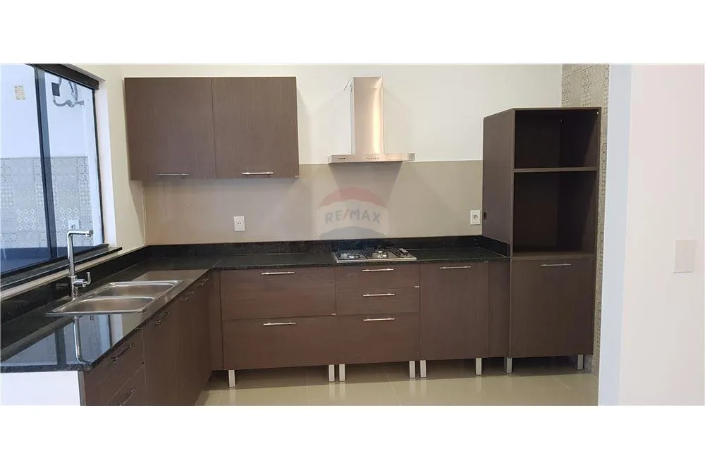 LUJOSO DUPLEX A ESTRENAR EN LAMBARE — foto 3