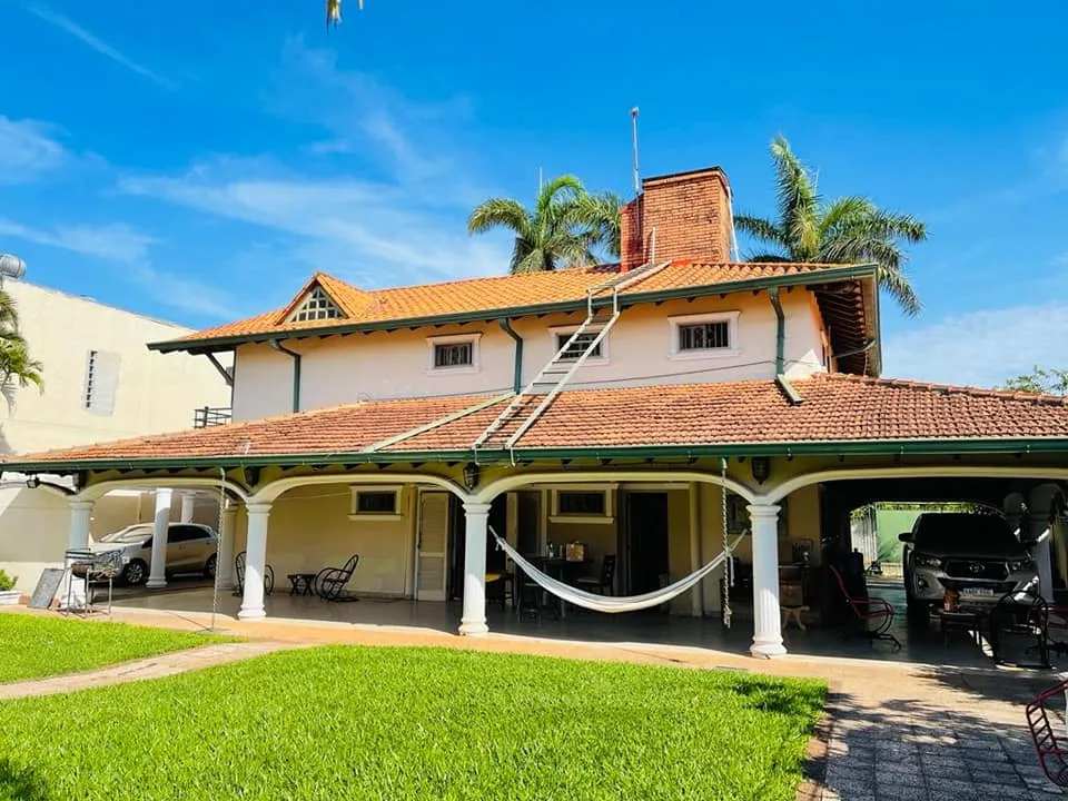C220c. VENDO Hermosa residencia en Lambare. A pasos de Hiper El Pueblo con 5 dorm. — foto 2