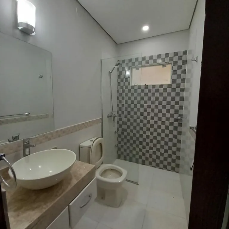EN VENTA HERMOSO DÚPLEX Laurelty - Luque — foto 2