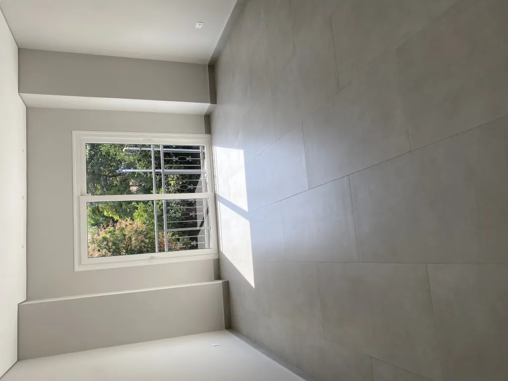 Vendo casa a estrenar en ycua Saty - 4 dorm — foto 2