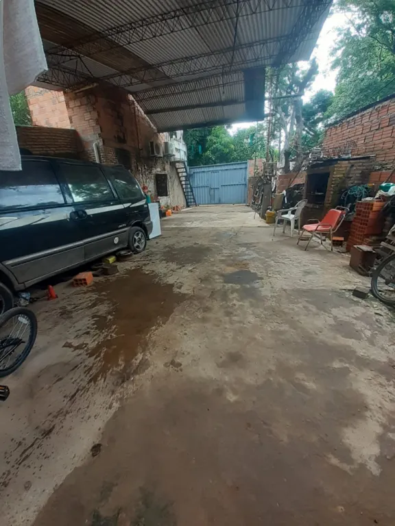 Vendo linda casa en barrio Trinidad Asunción — foto 2
