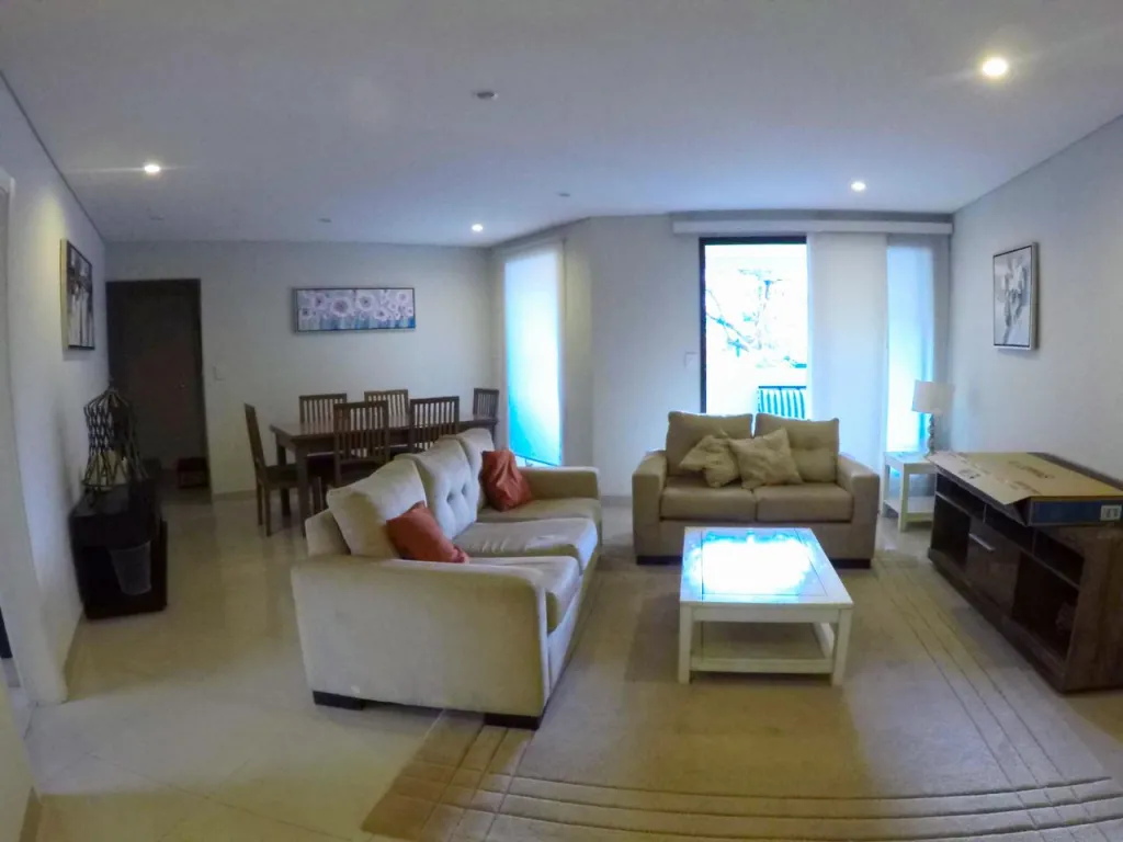 DEPTO AMOBLADO DE 3 DORMITORIOS en CONDOMINIO MORAVIA — foto 2