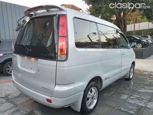Toyota Noah 1997 — foto 5