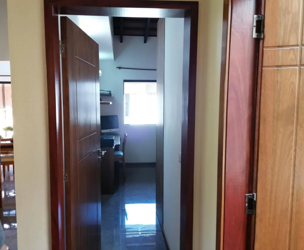 VENDO RESIDENCIA — foto 2