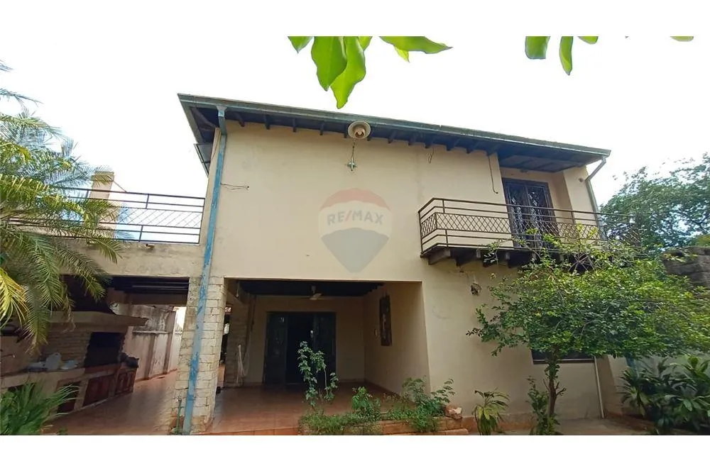 Vendo casa en San Lorenzo, barrio San Roque — foto 3