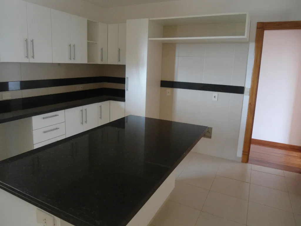 Alquilo departamento en Edificio Sobre Sta Teresa esq. Denis Roa — foto 2