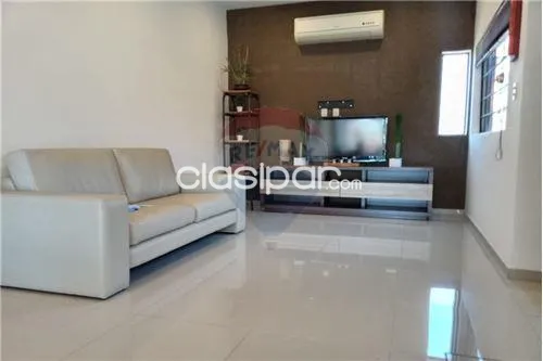 Vendo amplia residencia en San Lorenzo, zona Pinedo - 280.0000 USD. — foto 2