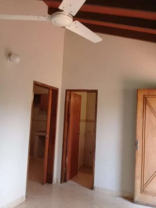 Departamento con estacionamiento — foto 3