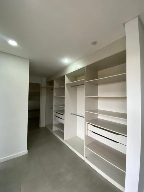 Alquilo Casa en Condominio en Fernando De La Mora — foto 3