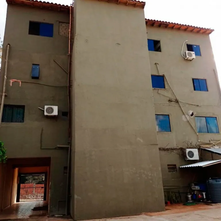 Vendo edificio céntrico en C. del Este – Alto Parana — foto 3