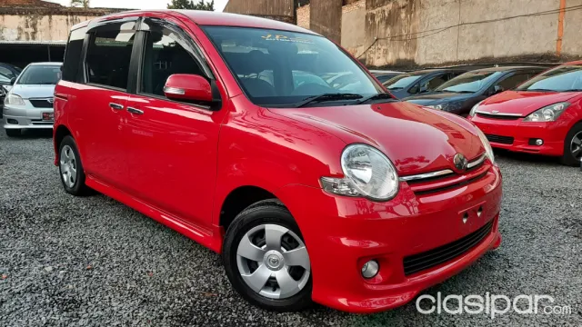 Toyota Sienta 2010 - foto 2