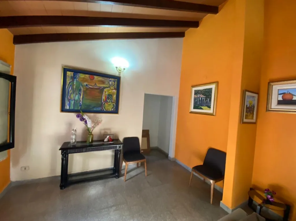 VENDO RESIDENCIA UBICADA EN ESQUINA — foto 3
