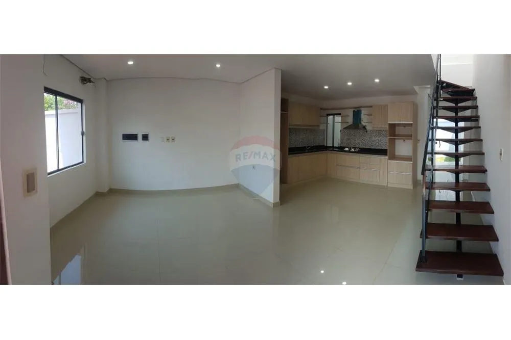 Vendo hermoso duplex en Luque - 485.000.000 Gs. — foto 2