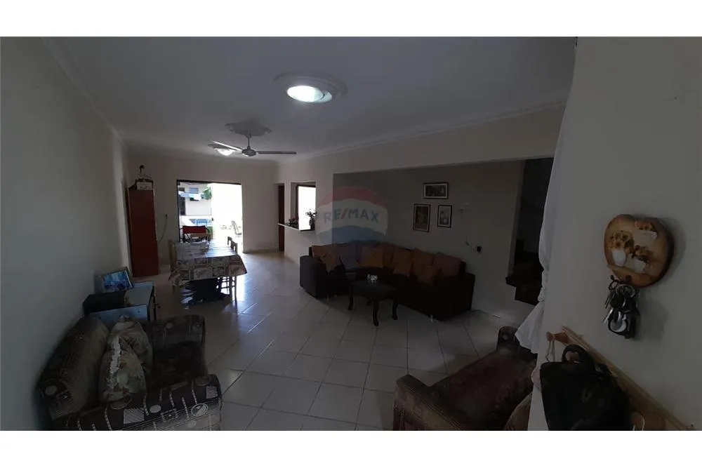 Vendo hermoso duplex en Fernando de la Mora Z.N. - 875.000.000 Gs. — foto 2