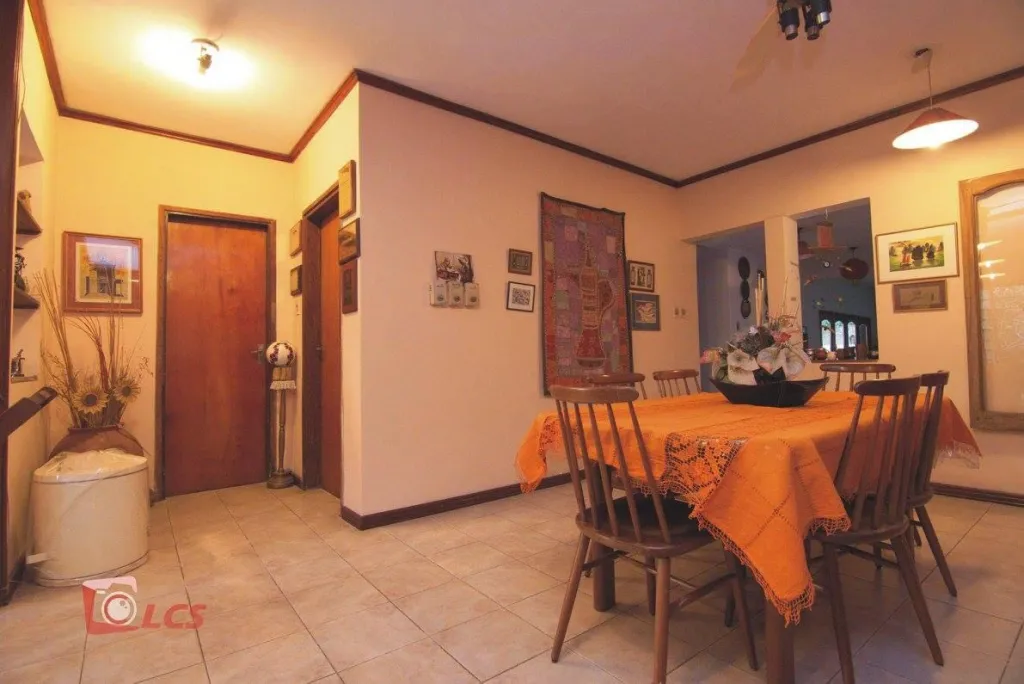 VENDO CASA EN BARRIO PETTIROSSI - ASUNCION — foto 3