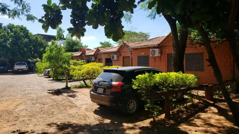 EN VENTA HERMOSO CHALET EN LAMBARE — foto 2